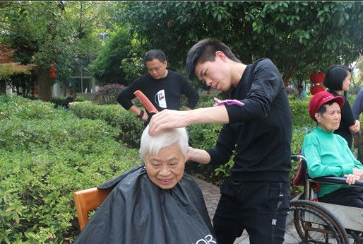 上门理发